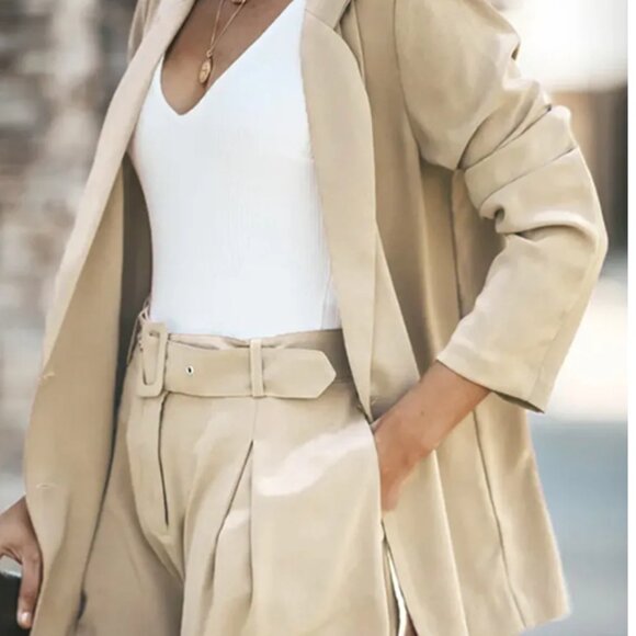 #152 LONGLINE BLAZER AND SHORTS SET - Picture 2 of 2